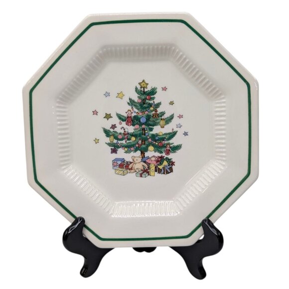 Nikko Christmastime Salad Dessert Plate SET OF 4 Christmas Tree 8" Octagon JAPAN - Picture 2 of 10